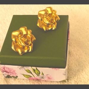 Vintage Avon 'Soft Petal Rose'  Gold Tone earrings